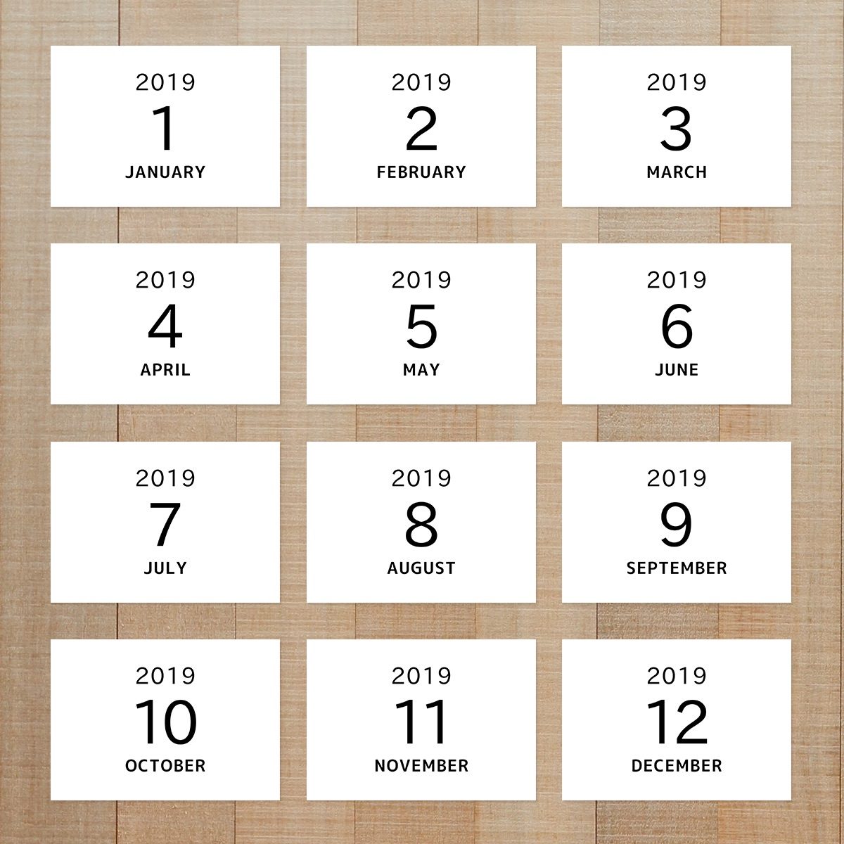 写真整理用マンスリーカード ☆ 年月 シンプルなテキスト 【縦・横・スクエア 兼用】2019年 | 株式会社エムズ